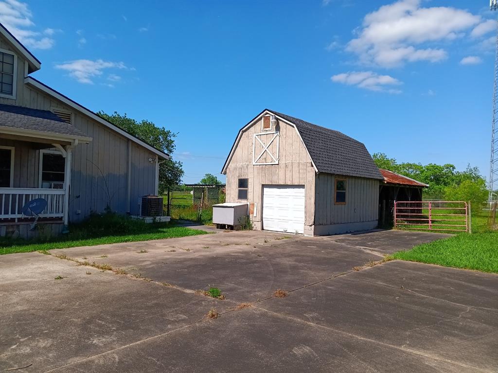 22727 County Road 46, Angleton, Texas image 9