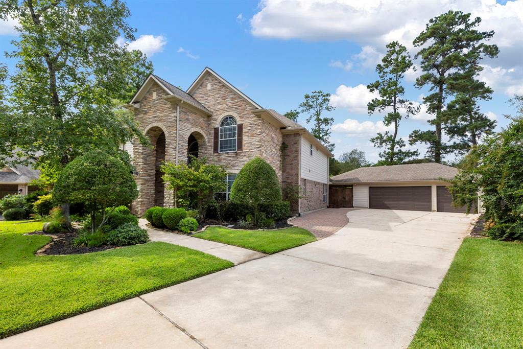 22 Regan Court, The Woodlands, Texas image 5