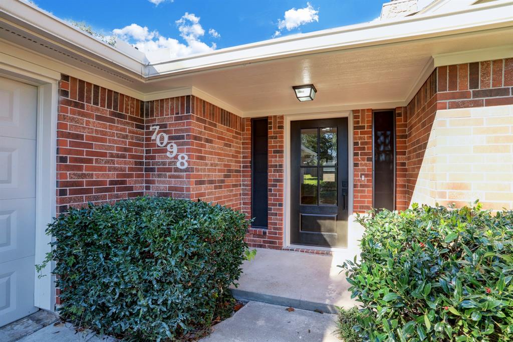7098 Shadow Lake Drive