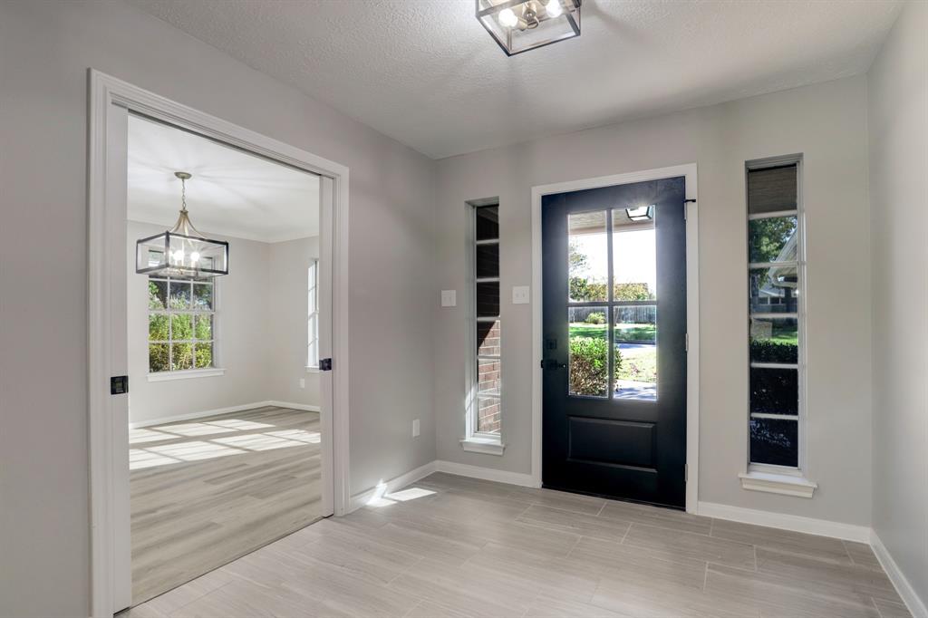 7098 Shadow Lake Drive