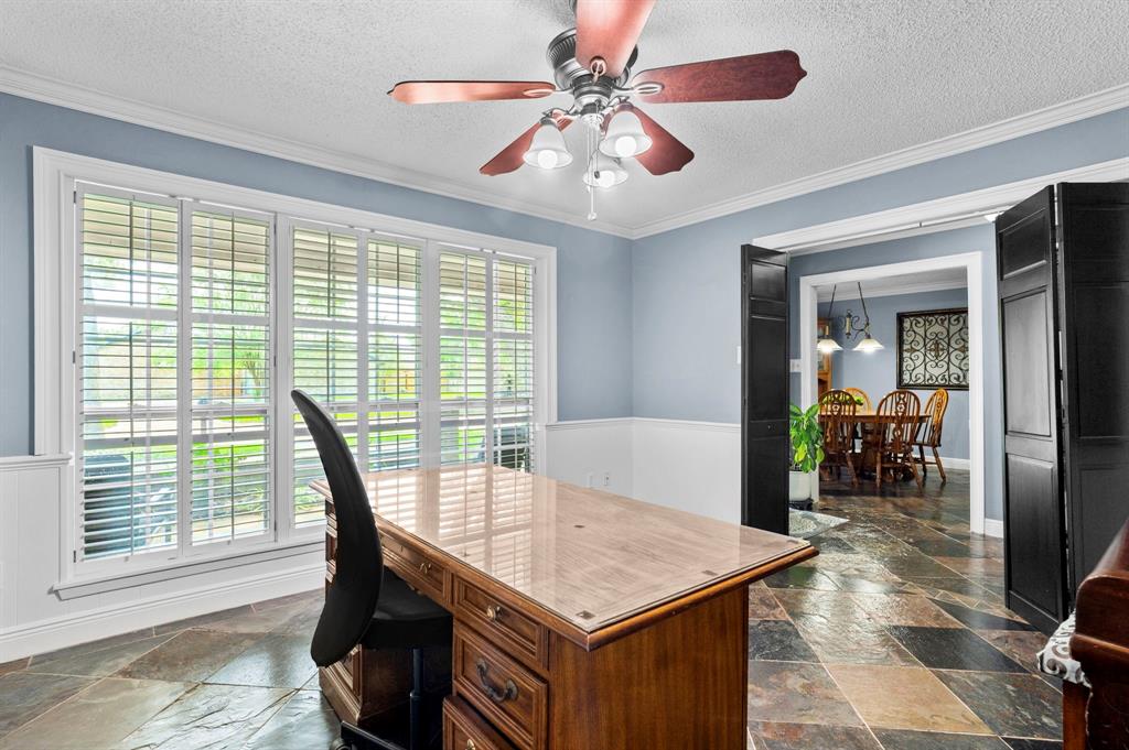 3927 Point Clear Drive, Missouri City, Texas image 11