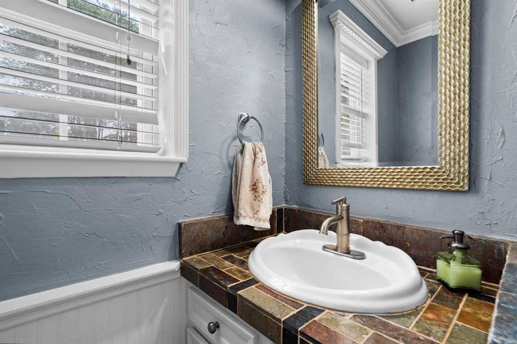 3927 Point Clear Drive, Missouri City, Texas image 37