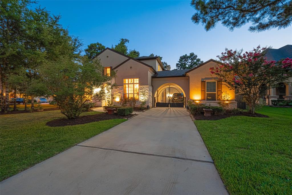 105 Checkerbloom Court, Montgomery, Texas image 9