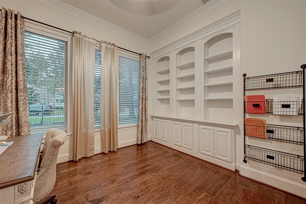 105 Checkerbloom Court, Montgomery, Texas image 15