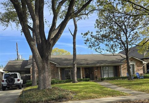 6206 Longmont Drive Houston TX 77057