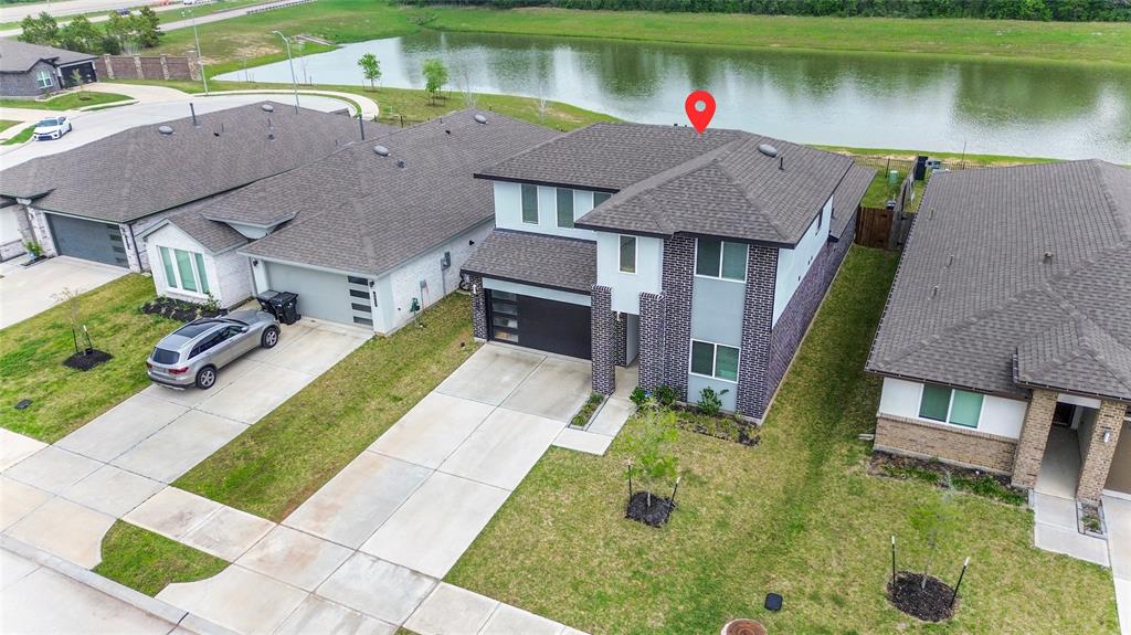 6811 Bradford Terrace Road, Richmond, Texas image 1