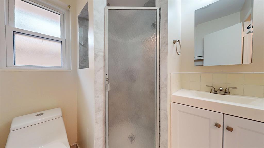 10214 Brooktree Drive, Houston, Texas image 38