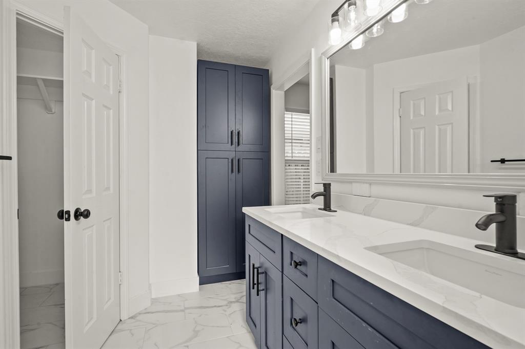 9903 Vera Jean Court, Houston, Texas image 10