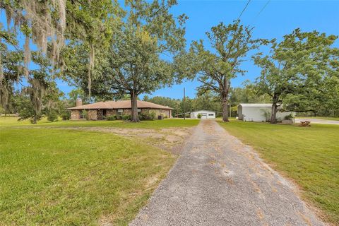 15 Brumley Drive Huntsville TX 77320