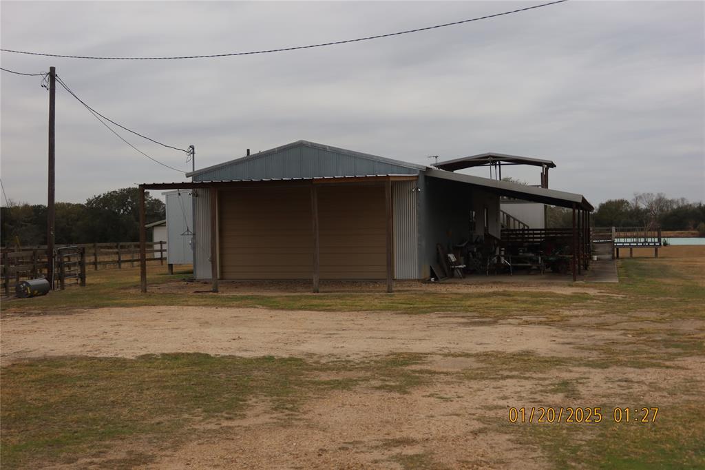 1576 County Road 121 Rd, Garwood, Texas image 8