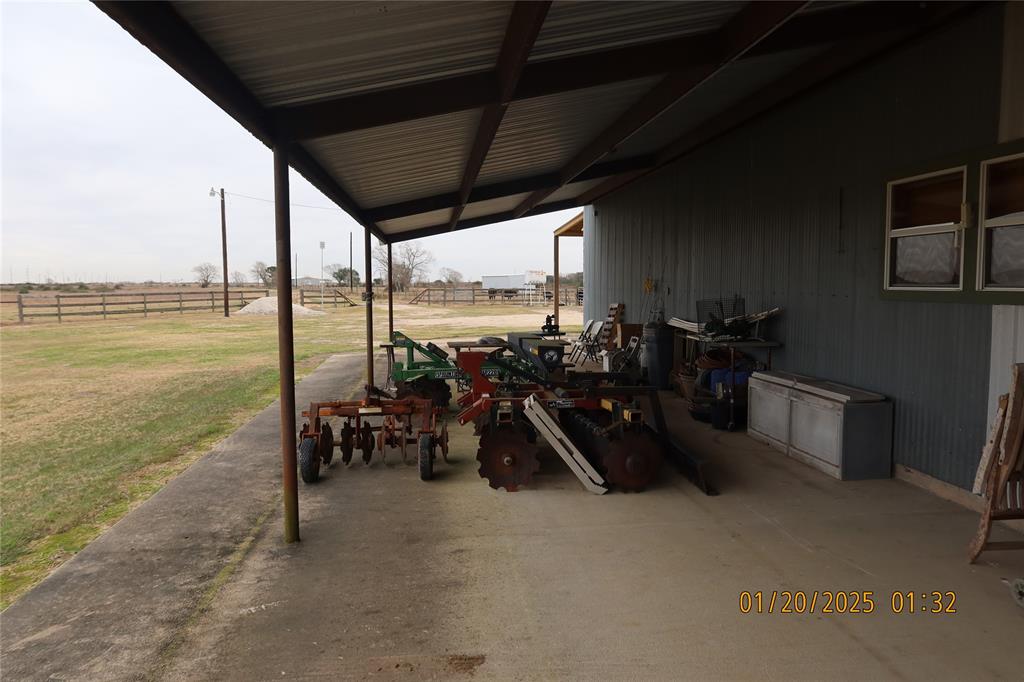 1576 County Road 121 Rd, Garwood, Texas image 11