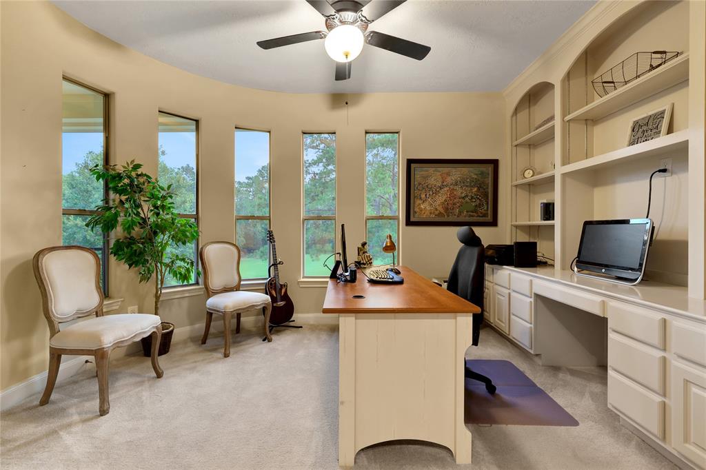 2814 S Cotswold Manor Drive, Kingwood, Texas image 31