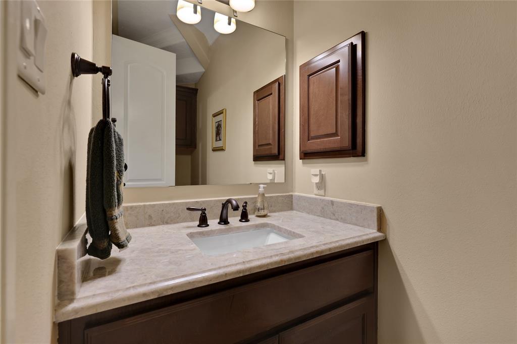 2814 S Cotswold Manor Drive, Kingwood, Texas image 43