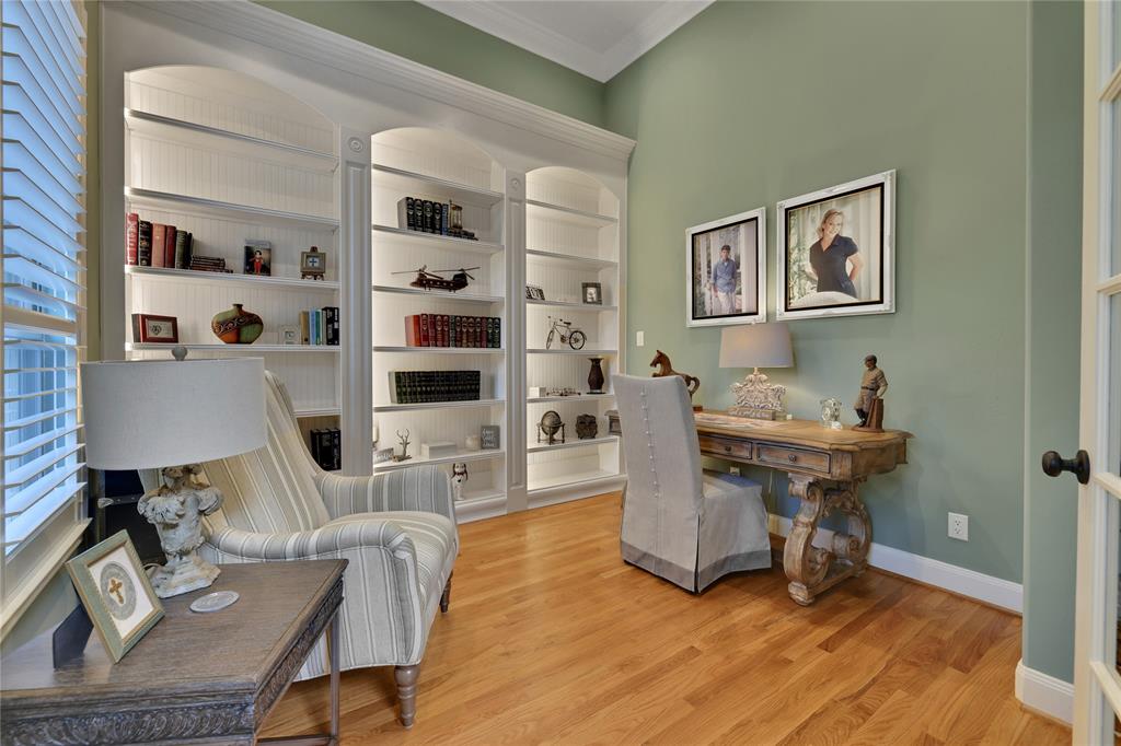 2814 S Cotswold Manor Drive, Kingwood, Texas image 38