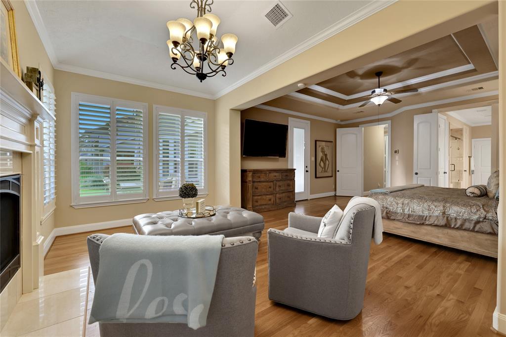 2814 S Cotswold Manor Drive, Kingwood, Texas image 18
