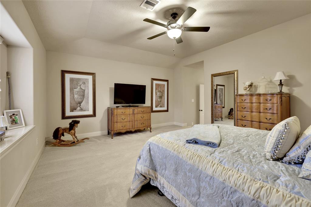 2814 S Cotswold Manor Drive, Kingwood, Texas image 36