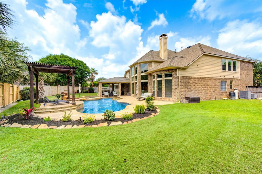 12310 Crest Haven Lane, Cypress, Texas image 1