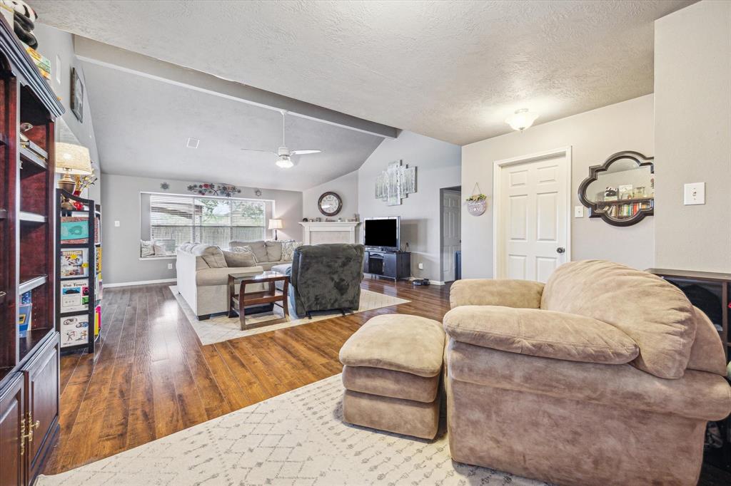 3522 Misty View Lane, Friendswood, Texas image 9