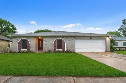 316 Brookdale Dr, League City, TX 77573 - MLS#: 62023395