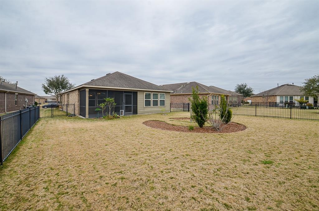 611 Shoreside Drive, Richmond, Texas image 30