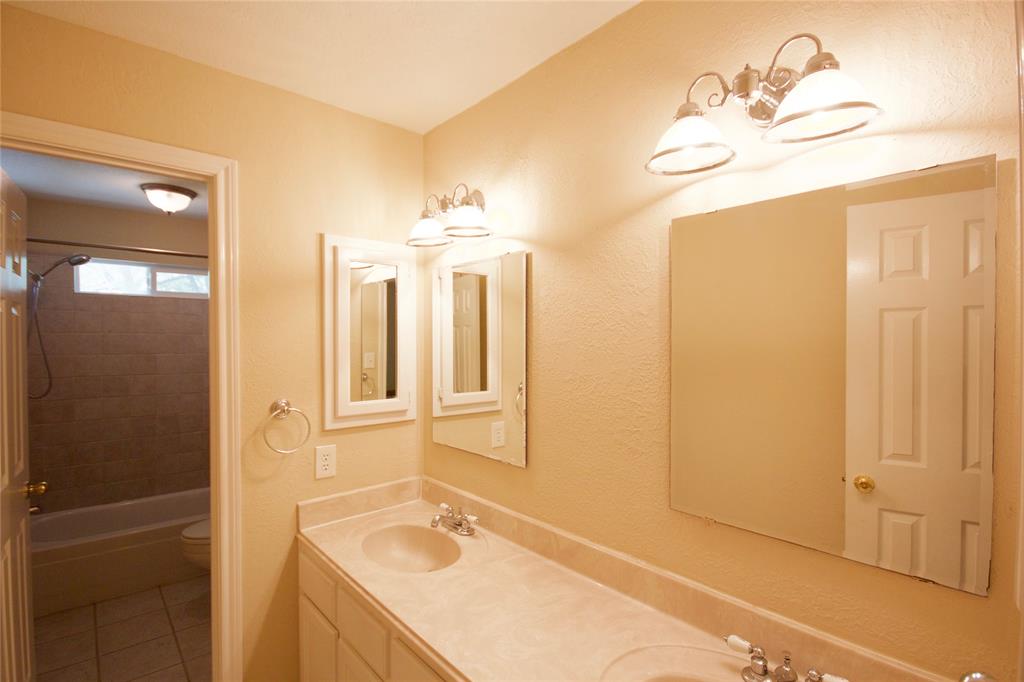 4607 Colony Hills Dr, Sugar Land, Texas image 17
