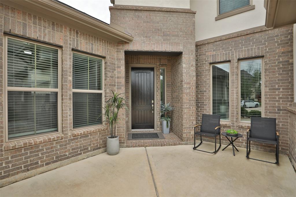 11810 Creekside Shore Cir Cir, Cypress, Texas image 6