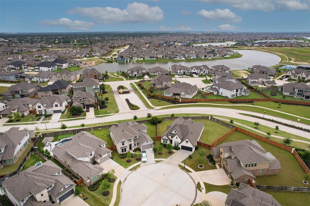 11810 Creekside Shore Cir Cir, Cypress, Texas image 47