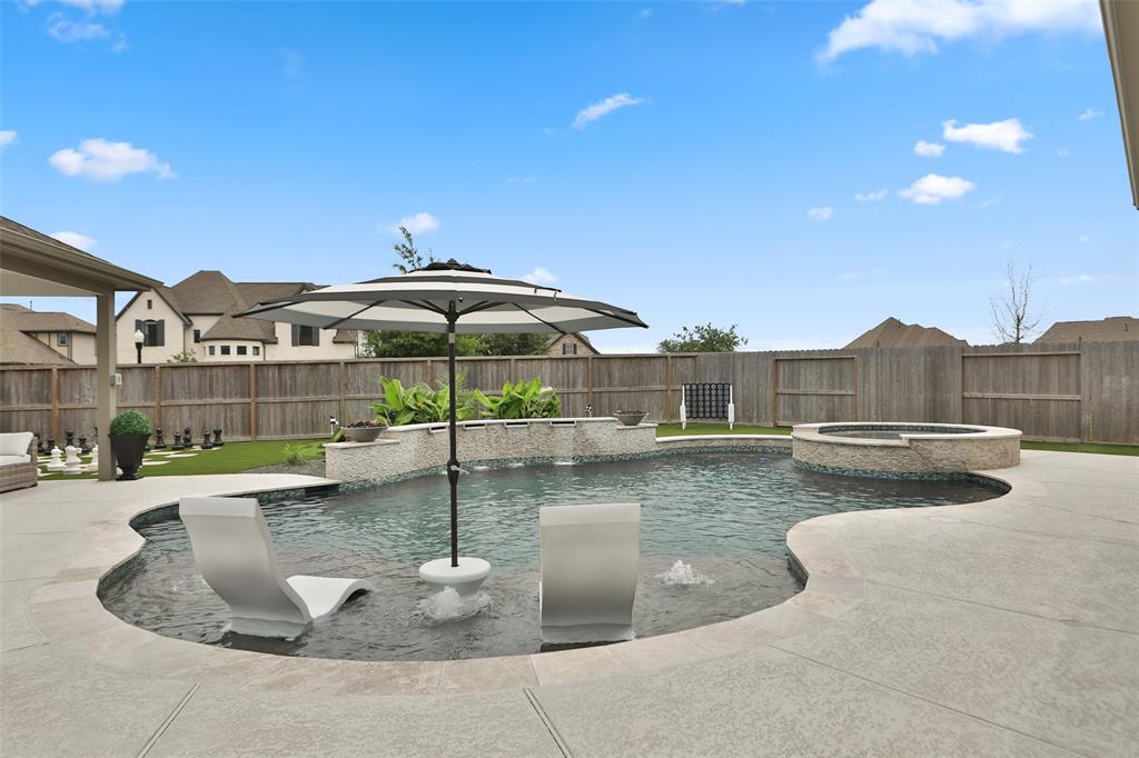 11810 Creekside Shore Cir Cir, Cypress, Texas image 38