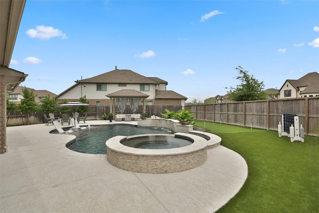 11810 Creekside Shore Cir Cir, Cypress, Texas image 3