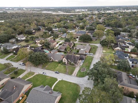 A home in League City