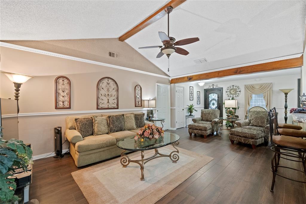 2009 Tanglebriar Lane, Dickinson, Texas image 8
