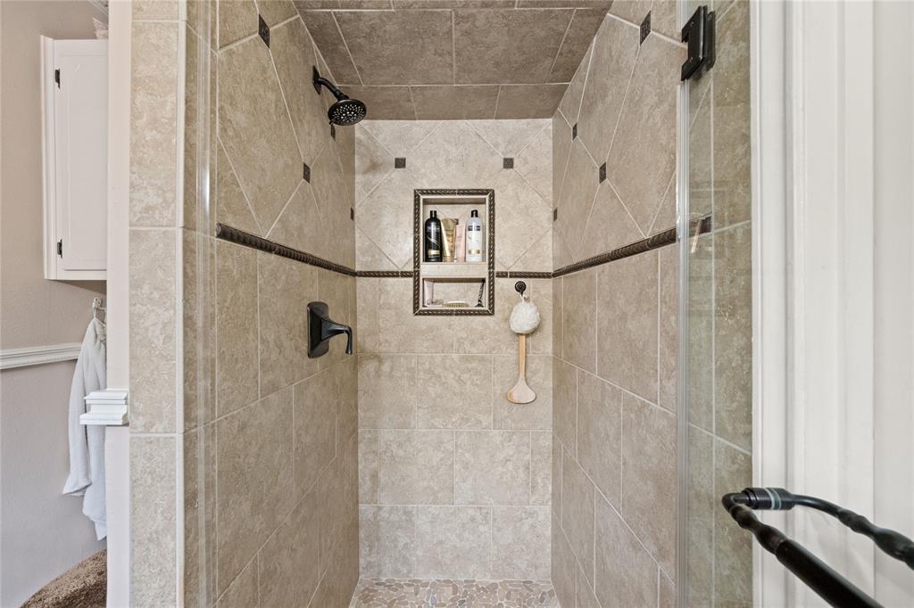 2009 Tanglebriar Lane, Dickinson, Texas image 19