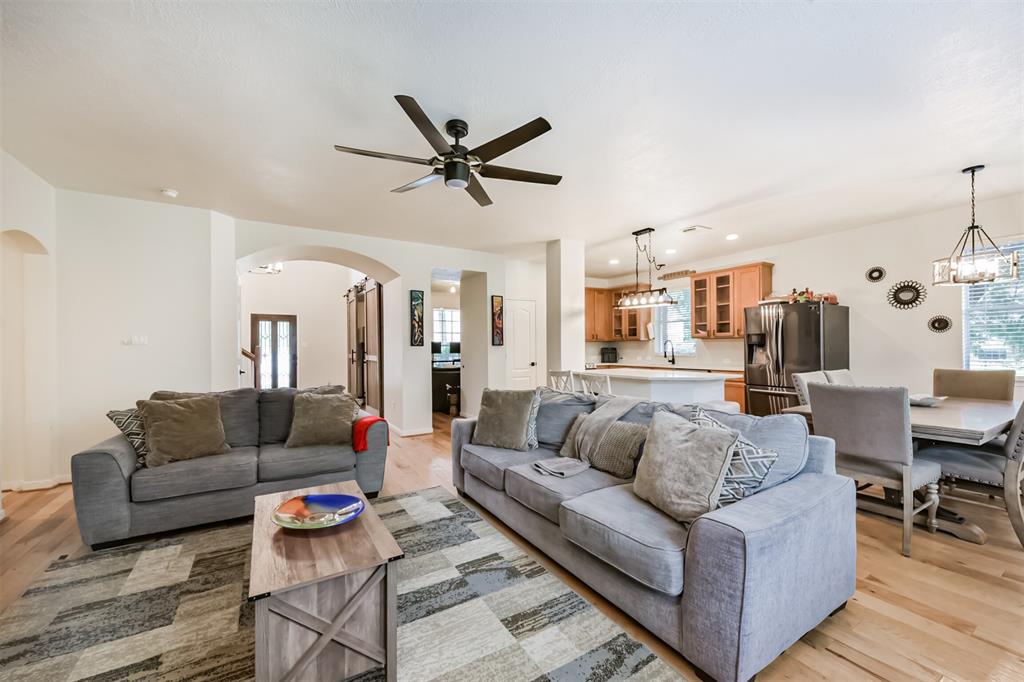 18307 Wild Lilac Trail, Humble, Texas image 9