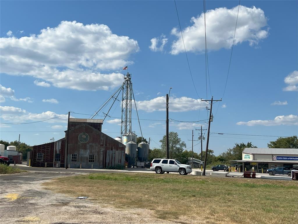 19564 Highway 30, Richards, Texas image 3