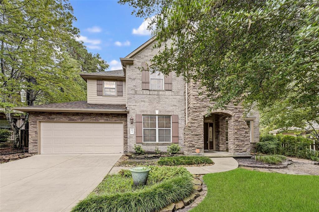 82 S Longsford Circle, The Woodlands, Texas image 2