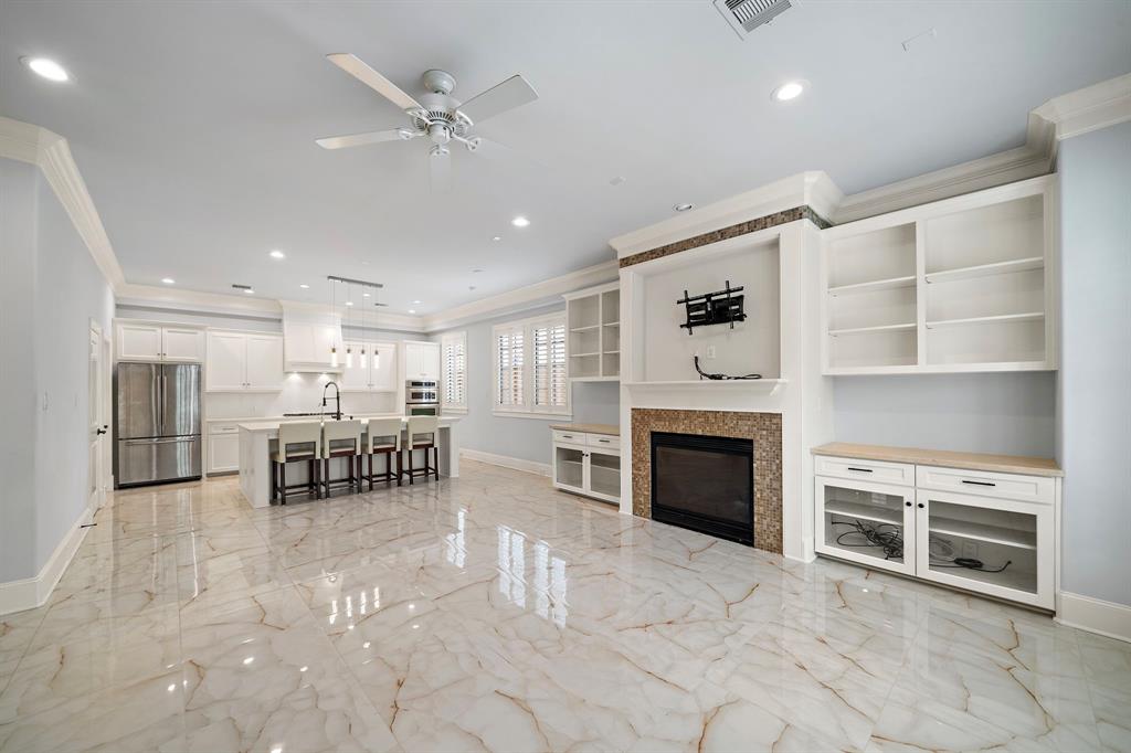 2217 W Nantucket Drive #A, Houston, Texas image 11