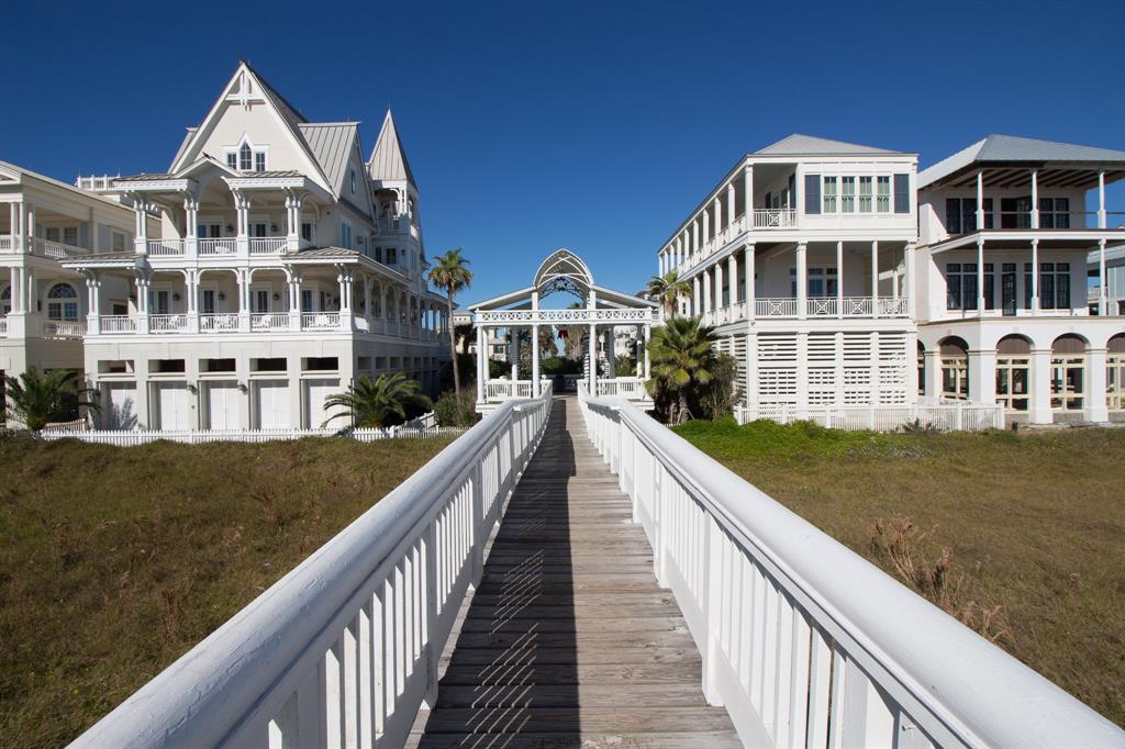 625 Ramsar Road, Galveston, Texas image 24