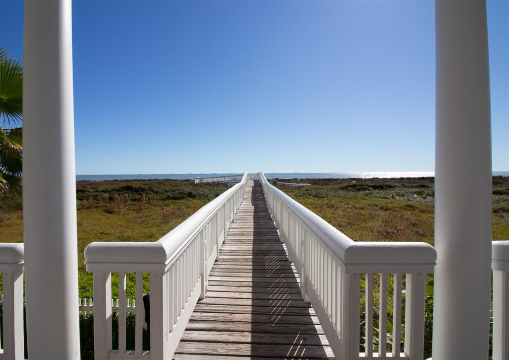 625 Ramsar Road, Galveston, Texas image 4