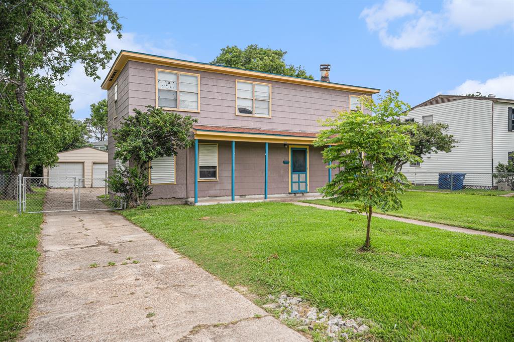 View Texas City, TX 77590 house