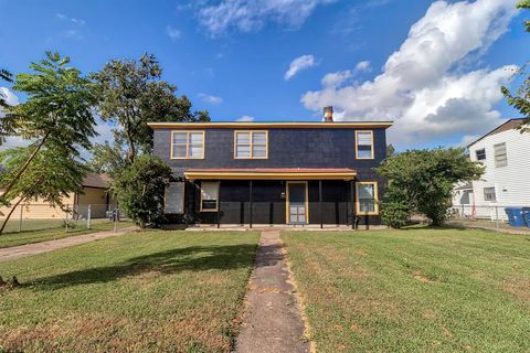 A home in Texas City