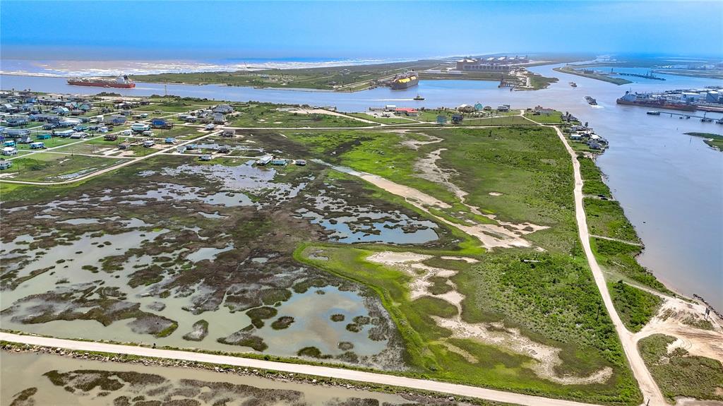 000 Canal Drive, Freeport, Texas image 7