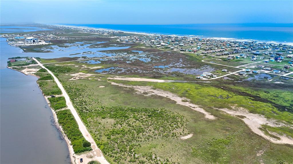 000 Canal Drive, Freeport, Texas image 9
