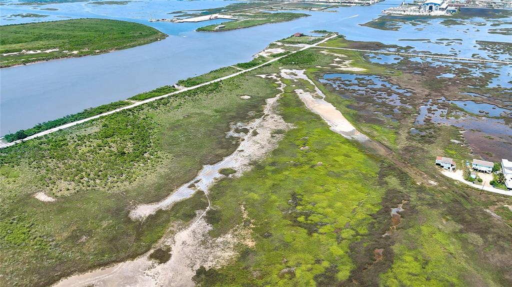 000 Canal Drive, Freeport, Texas image 4