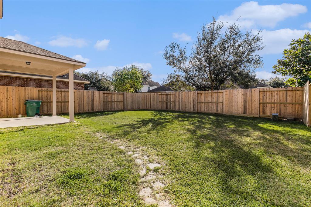 19 Supiro Drive, Manvel, Texas image 32