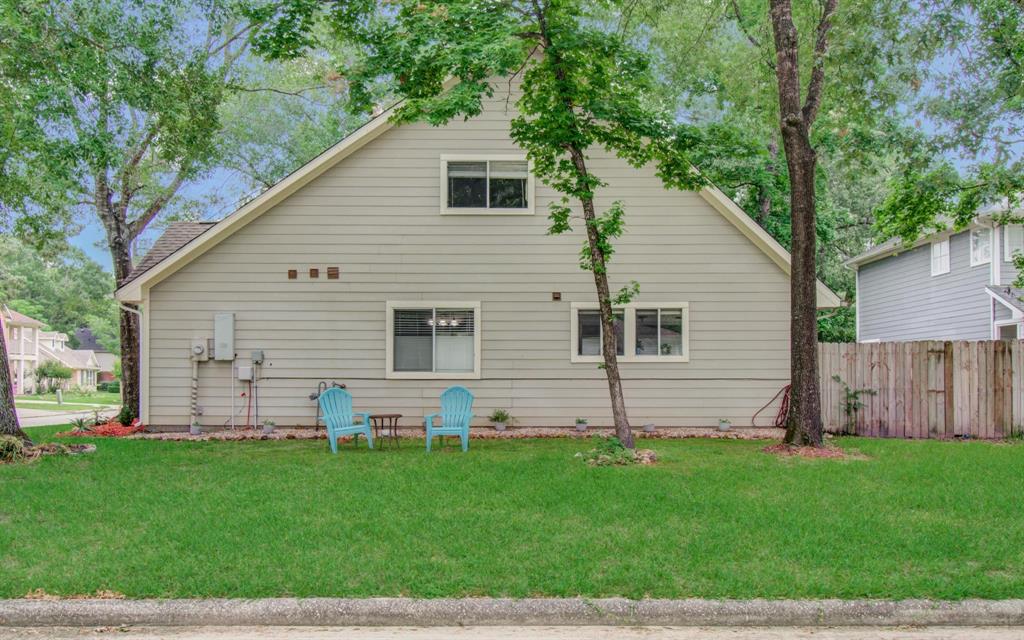 18422 Hollow Oaks Circle