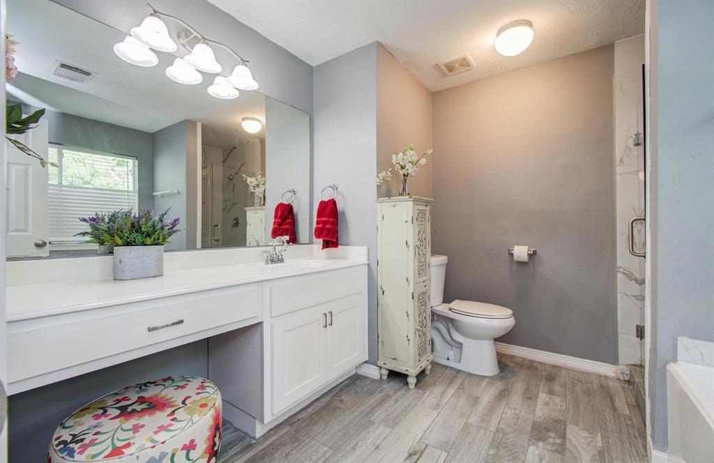 18422 Hollow Oaks Circle, Porter, Texas image 21