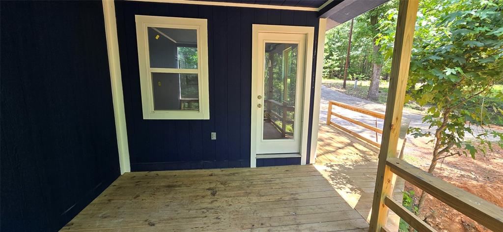 110 Hidden Circle, Coldspring, Texas image 2