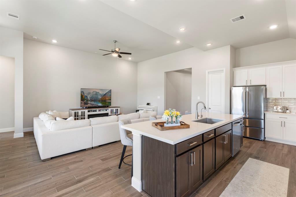 16147 Sapphire Crest Drive, Conroe, Texas image 25
