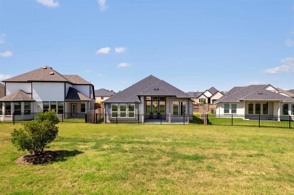 16147 Sapphire Crest Drive, Conroe, Texas image 39