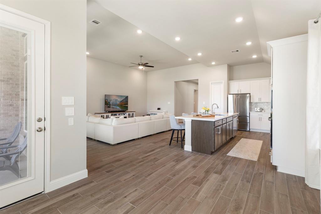16147 Sapphire Crest Drive, Conroe, Texas image 27
